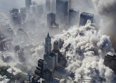  11 سبتمبر  غزوة مانهاتن  صور لم تراها من قبل نوفمبر13 /2011 Article-1249885-083aabf8000005dc-865_964x694-870x626
