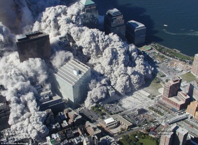  11 سبتمبر  غزوة مانهاتن  صور لم تراها من قبل نوفمبر13 /2011 Article-1249885-083aaca8000005dc-954_964x711-870x641
