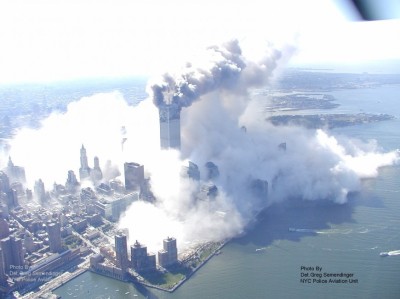  11 سبتمبر  غزوة مانهاتن  صور لم تراها من قبل نوفمبر13 /2011 Gjs-wtc011-870x652