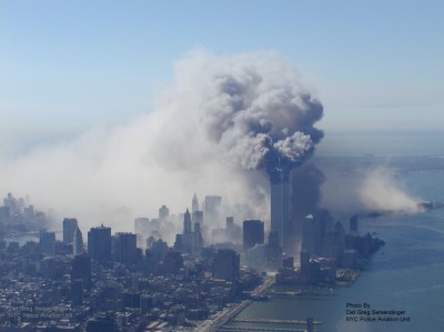  11 سبتمبر  غزوة مانهاتن  صور لم تراها من قبل نوفمبر13 /2011 Gjs-wtc020-870x652