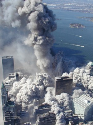  11 سبتمبر  غزوة مانهاتن  صور لم تراها من قبل نوفمبر13 /2011 Gjs-wtc031-870x1160